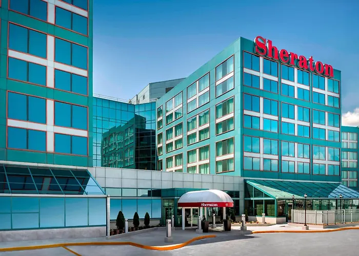 Sheraton Gateway In Toronto International AirportAirport Hotel