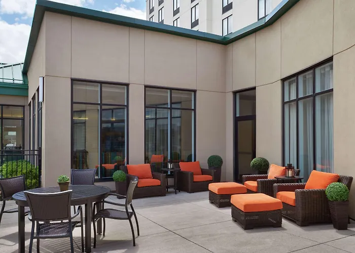 Hilton Garden Inn Toronto Airport West/MississaugaAirport Hotel